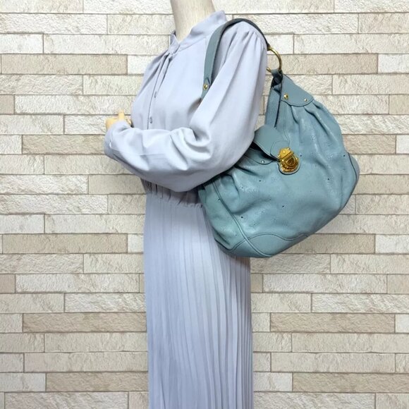 LOUIS VUITTON Shoulder Bag M93444 Monogram Mahina Mahina Solar PoweredPM used - Picture 2 of 12